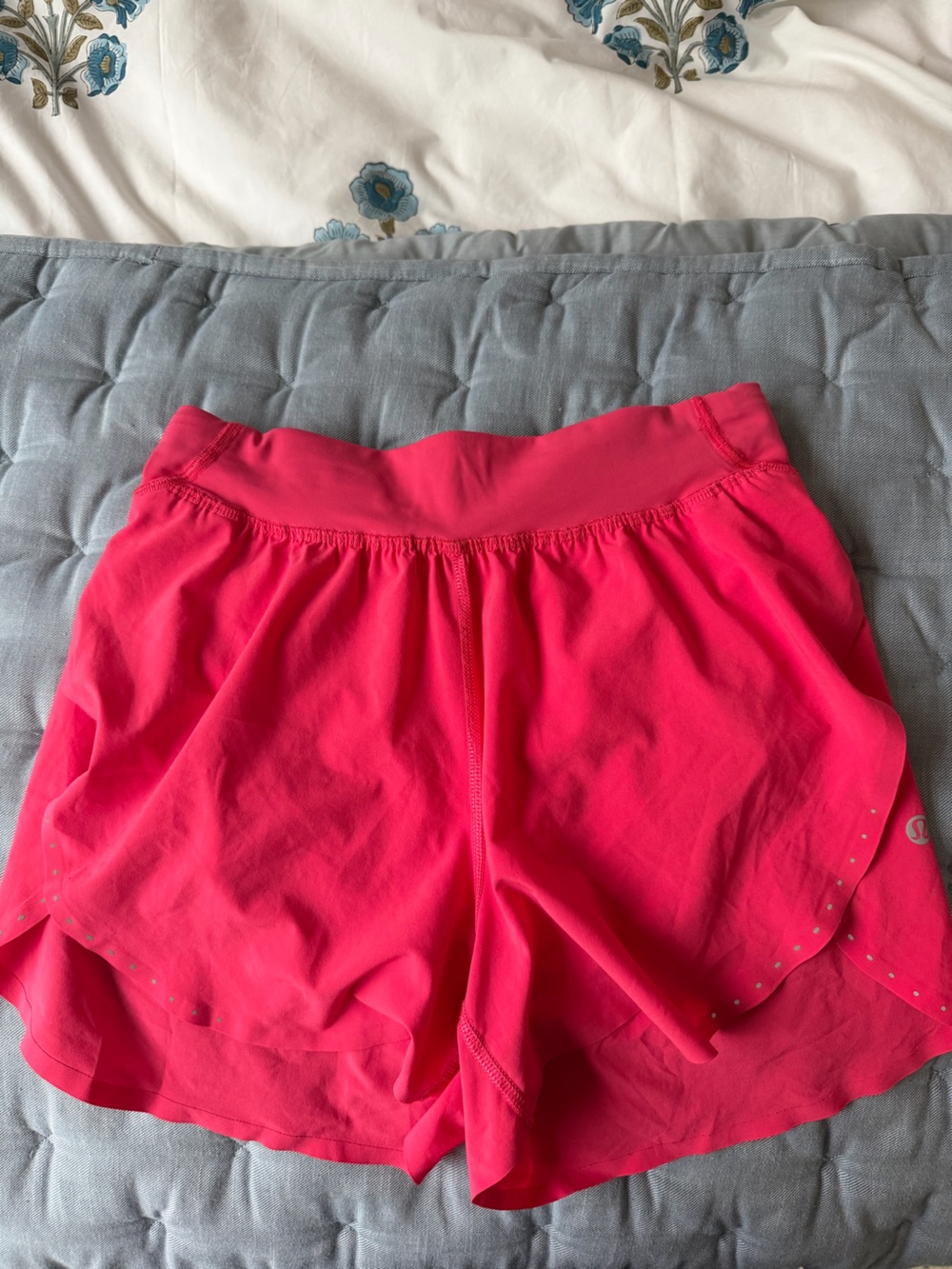 Lululemon Lip Gloss Running Set - Picture 2 of 9